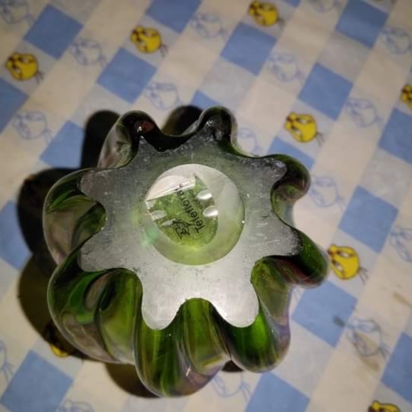 2 Teleflora vase - Picture 3 of 6